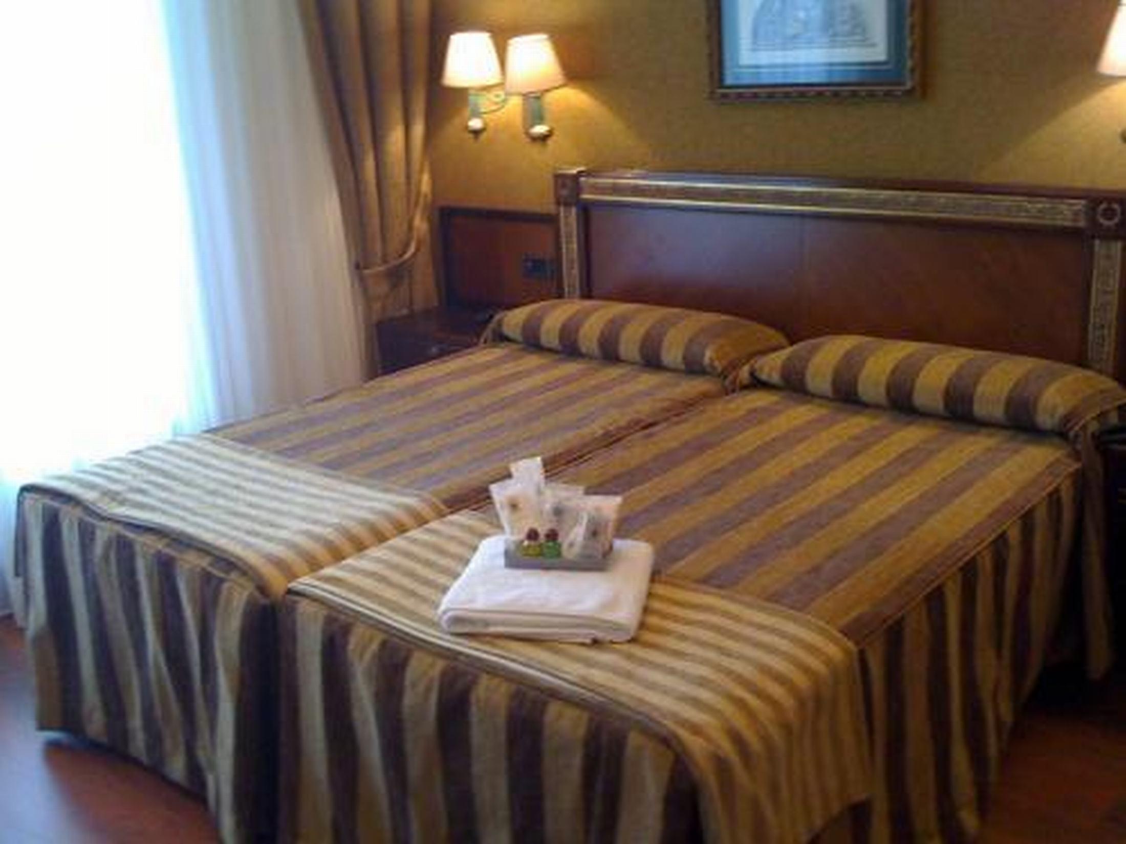 Hotel Begona Park Gijón Pokoj fotografie